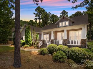 201 Heron Cove Dr, Mount Holly, NC 28120