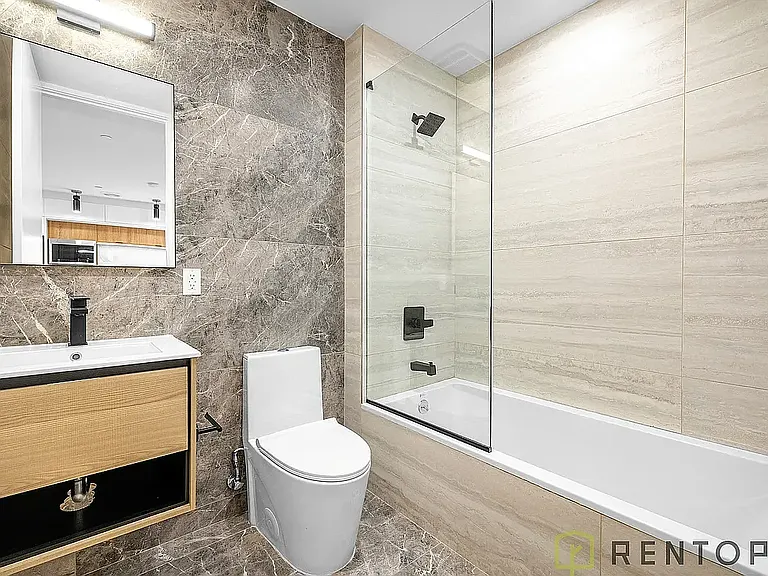 28 Richardson St #3N — Photo 7