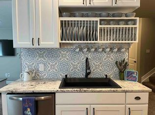 (Undisclosed Address), Lafayette, CO 80026
