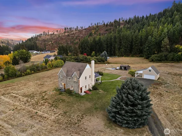 4408 E Spangle Creek Road, Valleyford, WA 99036