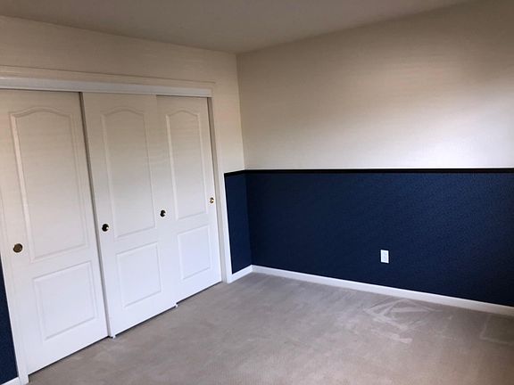 Upstair bed room