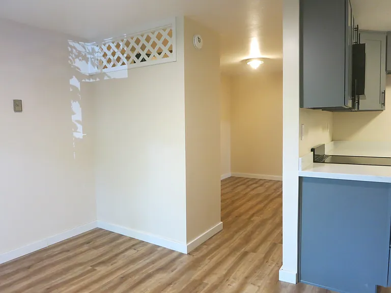 5620 University Way NE #HSE — Photo 5