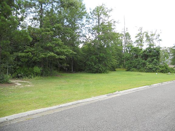 3rd image of Lake Orleans Blvd