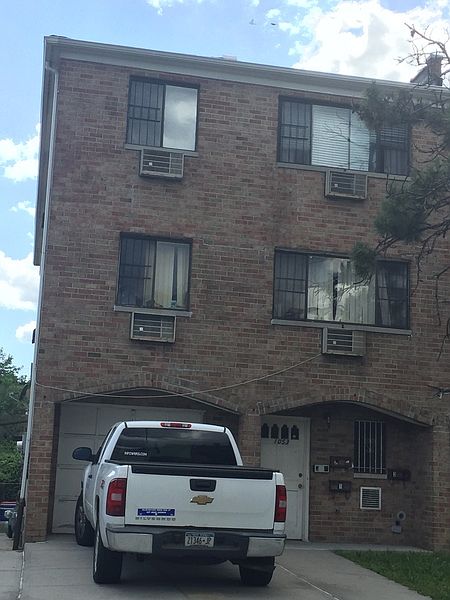 1st image of 1053 Huntington Ave