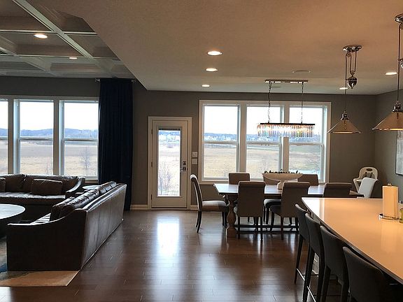 3rd image of 5675 Garland Ln N