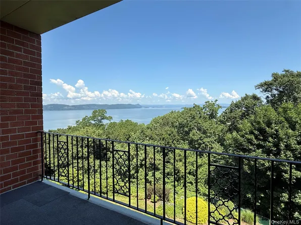 16 Rockledge Avenue #5P-2, Ossining, NY 10562
