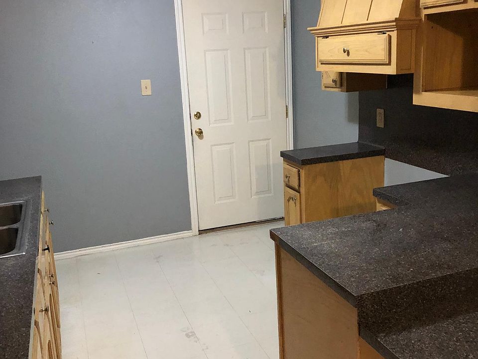 2nd image of 3309 E Jarilla Ave