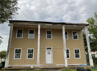 515 E French St, Cuero, TX 77954