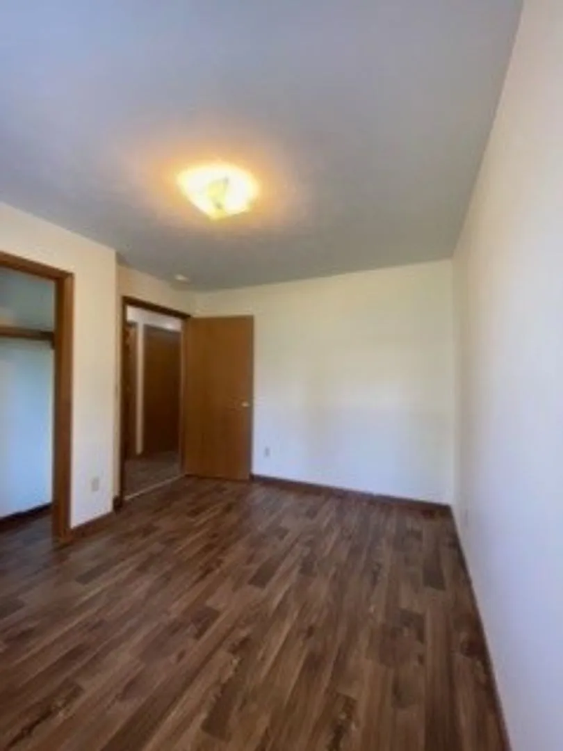 213 Stonewall Court — Photo 3