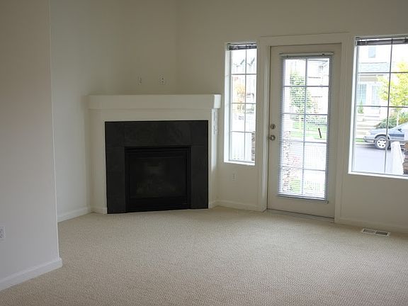 4th image of 15474 SW Mallard Dr Ste 102