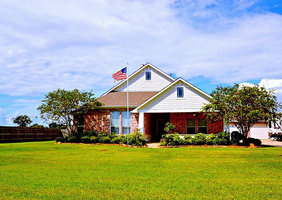 1st image of 4419 Majestic Dr
