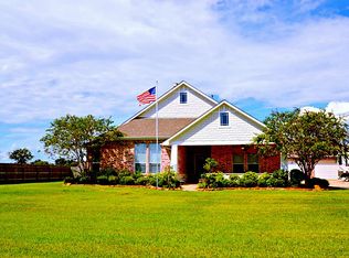 4419 Majestic Dr, Cove, TX 77523