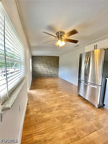 106 Leeland Heights Blvd W Photo 1