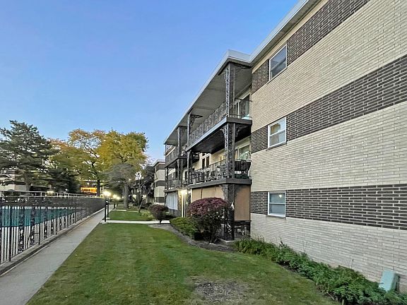 5th image of 935 8th Ave APT 2-12