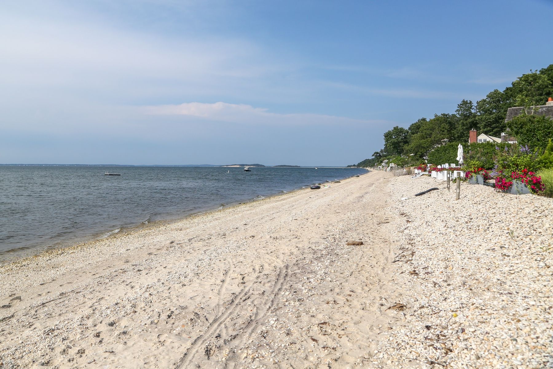 7 Lake Dr N., Southampton, NY 11968 | Out East