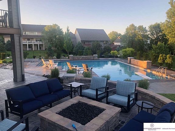 2nd image of 21354 Cedar Cir