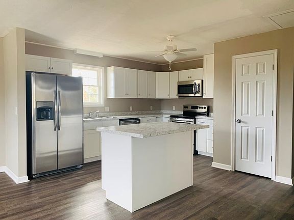 4th image of 160 Quinten Dr