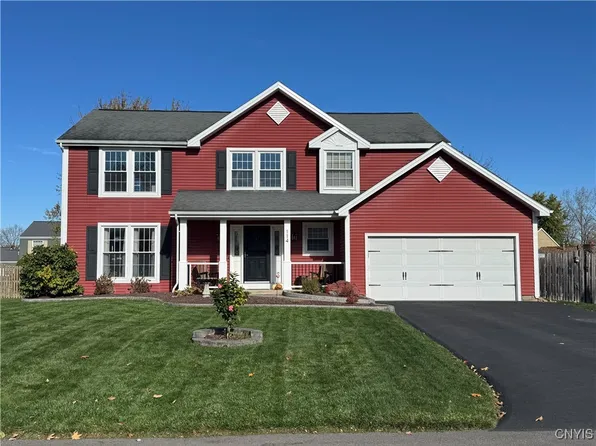 114 Dog Leg Dr, Baldwinsville, NY 13027