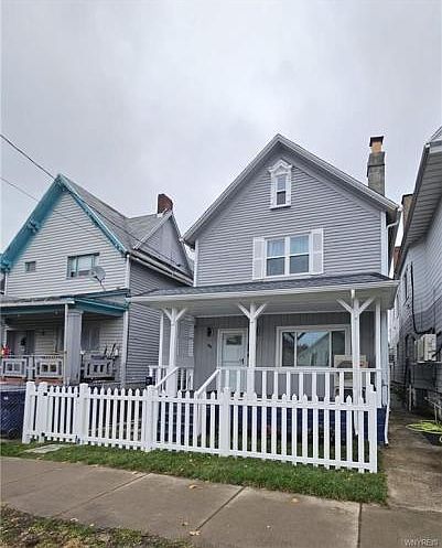 1st image of 309 Plymouth Ave #1