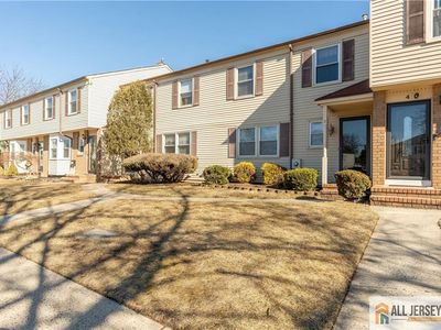 5 Orchid Ct, Sayreville, NJ, 08872
