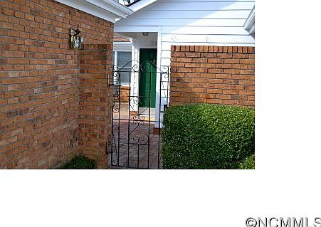 1st image of 29 Lodge Ln
