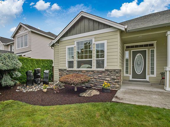 3rd image of 9916 NE 104th St