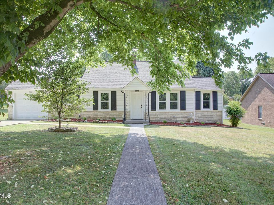 2228 Montvale Rd, Maryville, TN 37803 Zillow