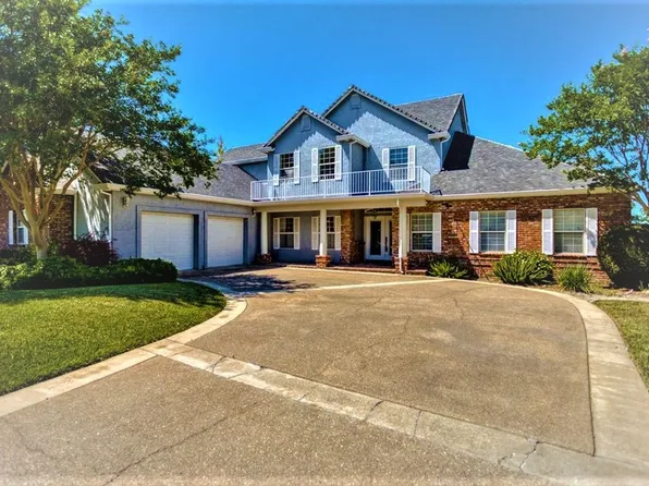 3176 Colombard Walk, Redding, CA 96001