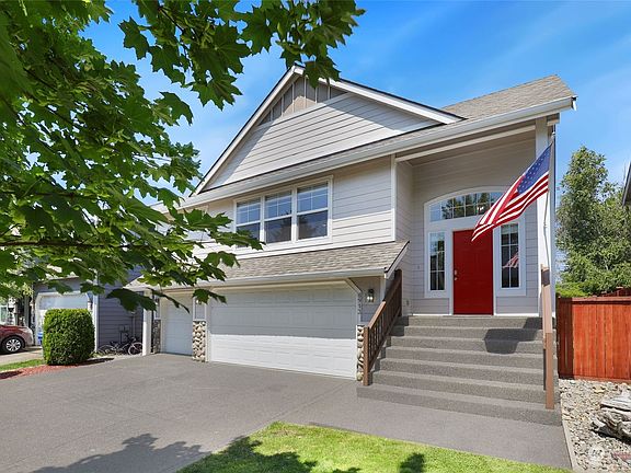 2nd image of 8913 188th Street E