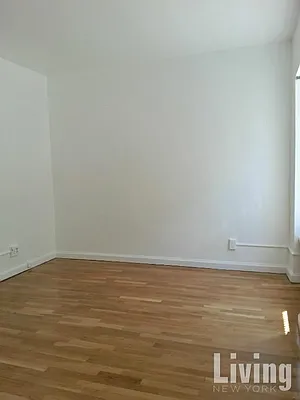 Rented by Living New York | media 10