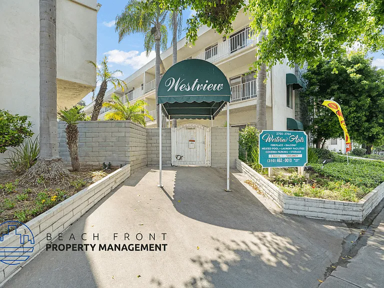 2700 Aviation Blvd #2704 — Photo 18