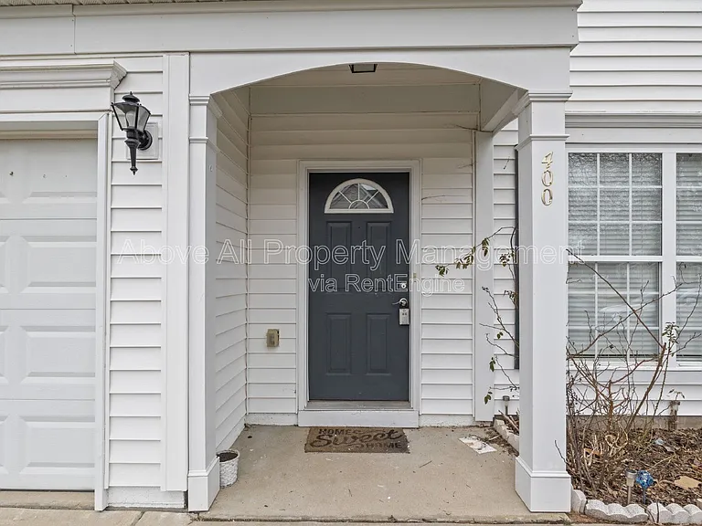 400 Berlin Way — Photo 4