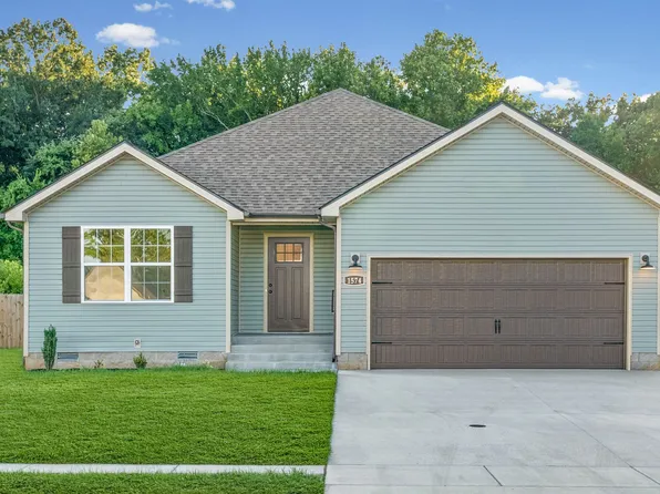 1574 Fredrick Dr, Clarksville, TN 37042