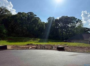5 Tumbleweed Dr, Guntersville, AL 35976