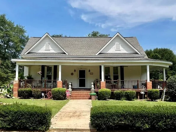 312 N Line St, Dexter, GA 31019