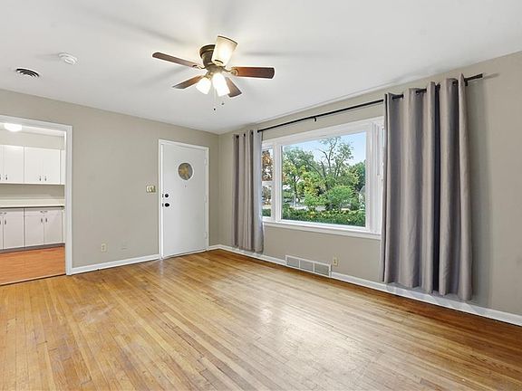 5th image of 7308 W 75th St