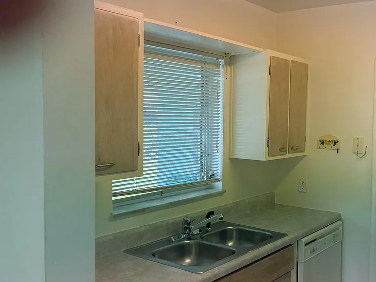 213 NE Prima Vista Blvd — Photo 3