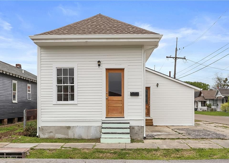 1st image of 6039 Dauphine St