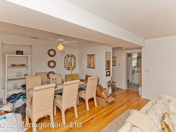 2nd image of 1435 W Balmoral Ave APT 1S
