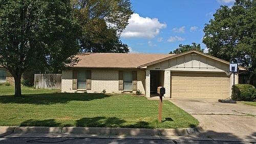 1st image of 3915 Cedarwood Ct
