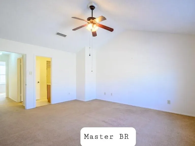 2500 E Park Blvd #P8 — Photo 1