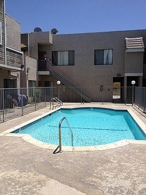 3rd image of 8465 Ventura Canyon Ave APT 211