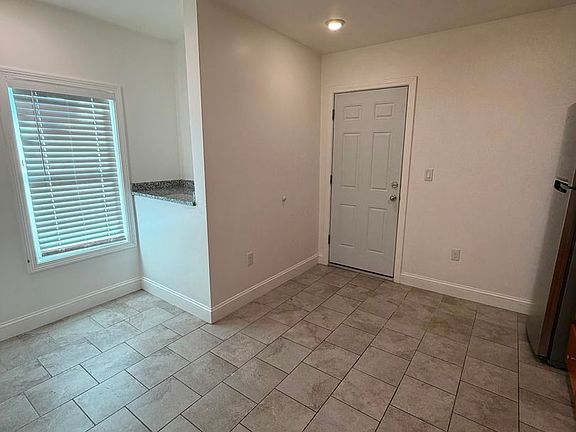 5th image of 190 Main St #3