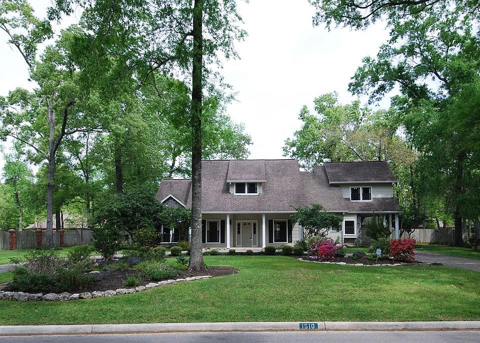 1st image of 1510 Country Club Dr