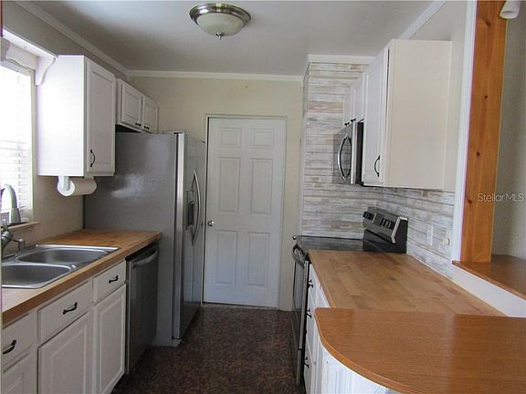 4th image of 130 E Dicie Ave