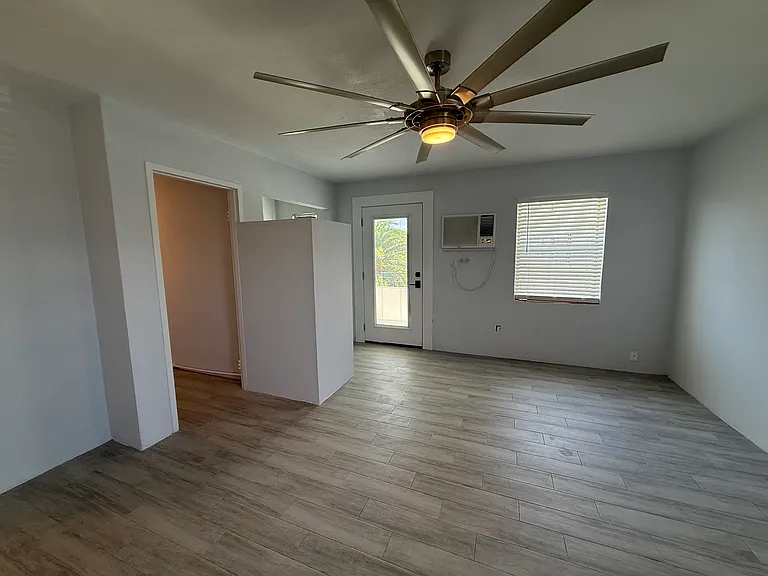 Ocean Reef Apartments — Photo 22