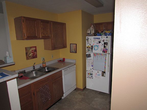 5th image of 10 Woodridge Ct #9711686