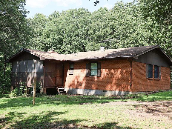 3rd image of 15605 Listening Hills Ln
