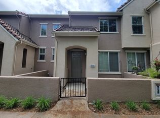 2305 Esplanade Cir, Folsom, CA 95630