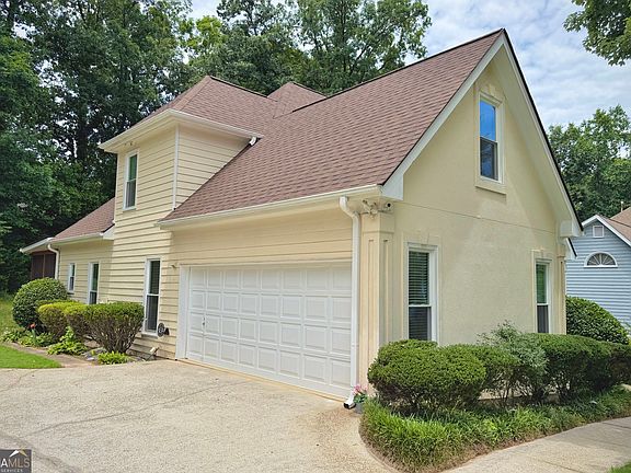 4th image of 1820 Eagle Summit Ct